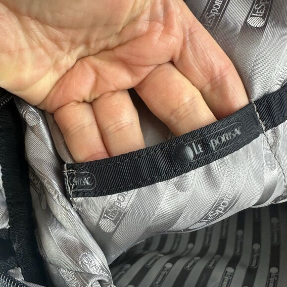 LeSportsac Large Tropical Camo Leaves Green Tote Messenger Shoulder Laptop Bag - Picture 8 of 12